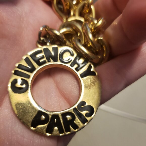 Givenchy Vintage 18k gold-plated Chunky Logo Givenchy Paris Bracelet - Picture 16 of 17
